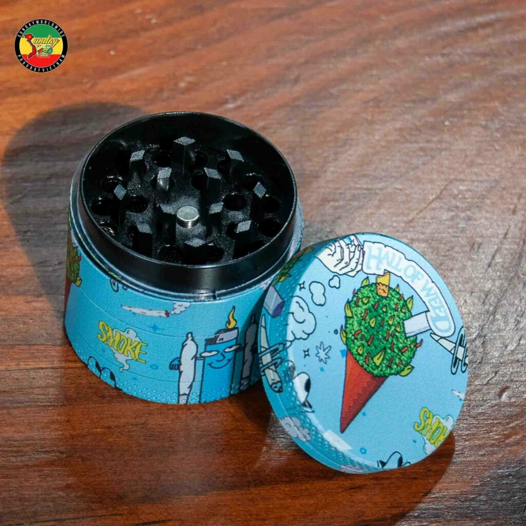 HOW Mini Herb Grinder