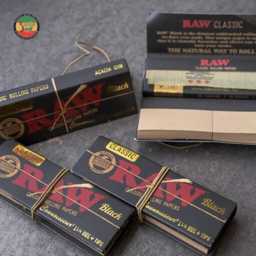 Giấy Cuốn Raw Black Connoisseur 1 1/4 & Filter Tips - GC142
