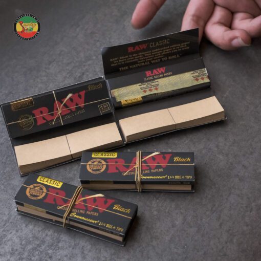 Giấy Cuốn Raw Black Connoisseur 1 1/4 & Filter Tips - GC142